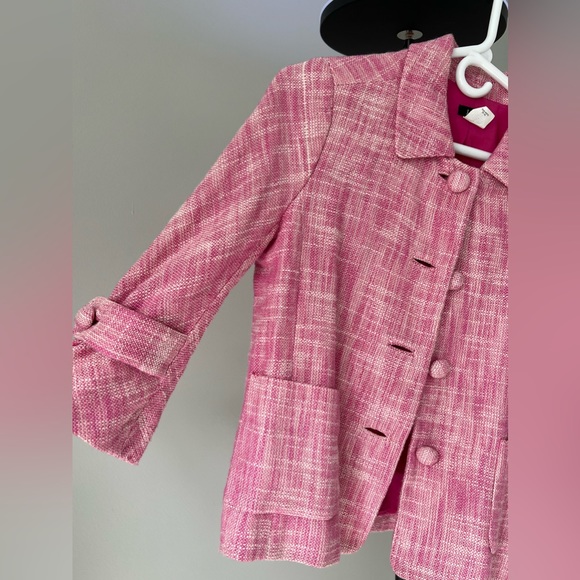 Blazer - Picture 3 of 5